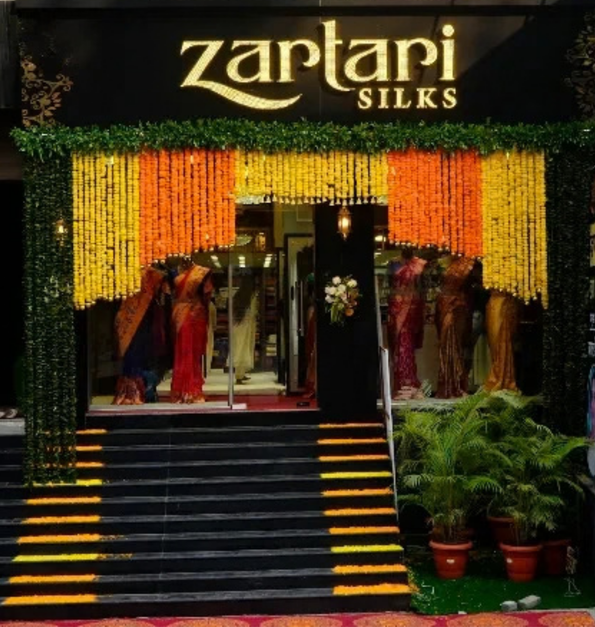 Kumthekar Road Store